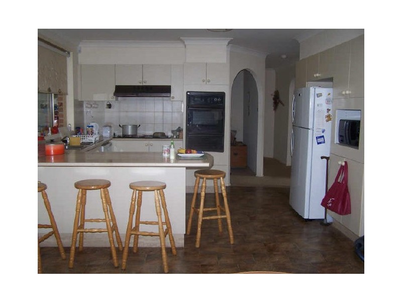 210 Island Pt Rd, St Georges Basin NSW 2540