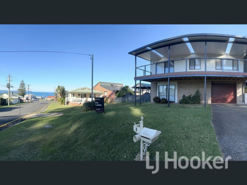 4 Booderee Avenue, Hyams Beach NSW 2540