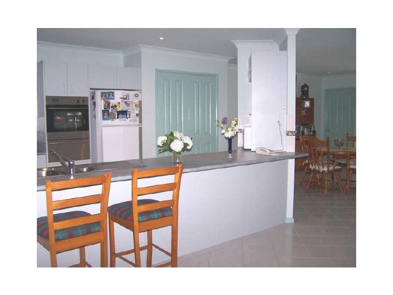 35 Tasman Rd, St Georges Basin NSW 2540