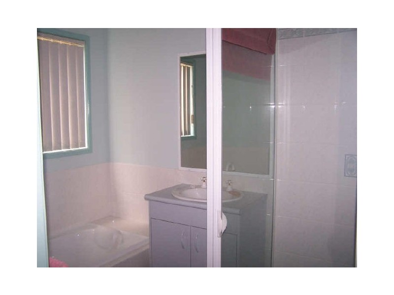 35 Tasman Rd, St Georges Basin NSW 2540