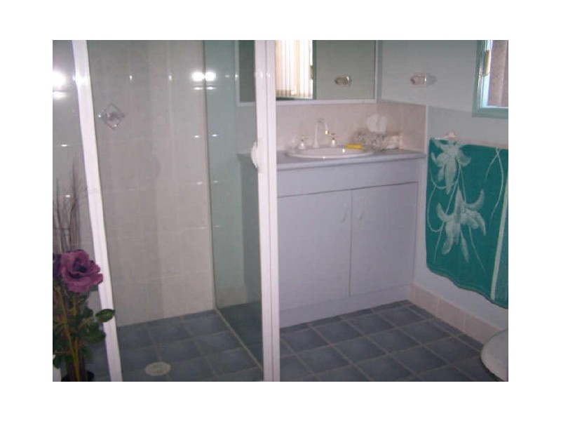 35 Tasman Rd, St Georges Basin NSW 2540