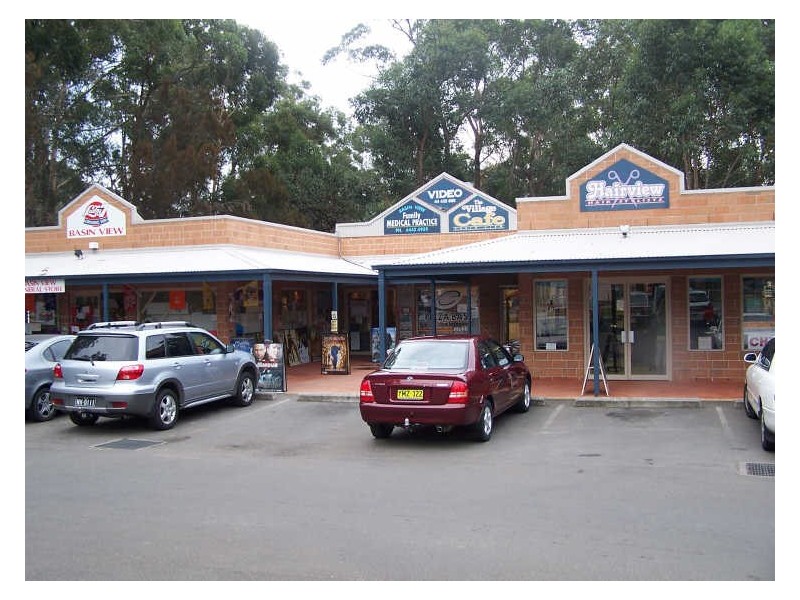 Shop 4/1 Tallyan Point Road, Basin View NSW 2540