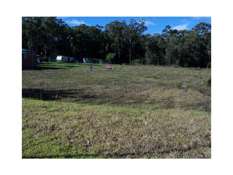 16 Park Road, St Georges Basin NSW 2540