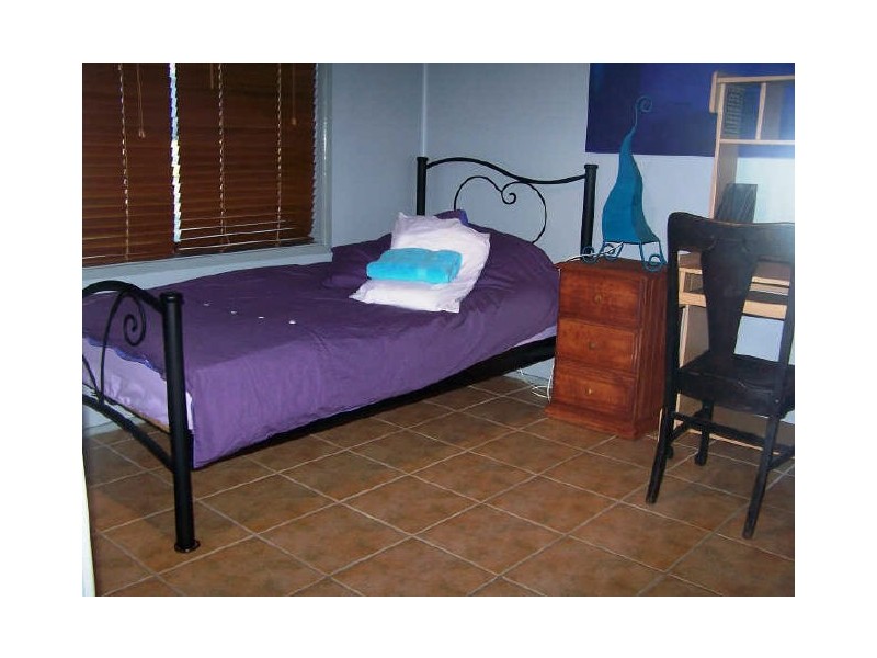 15 June Ave, Basin View NSW 2540