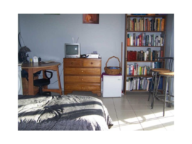 15 June Ave, Basin View NSW 2540