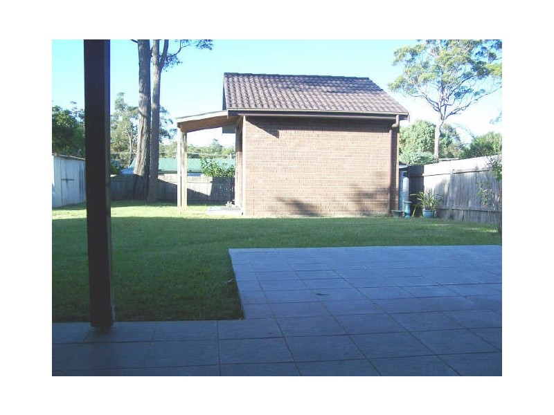 15 June Ave, Basin View NSW 2540