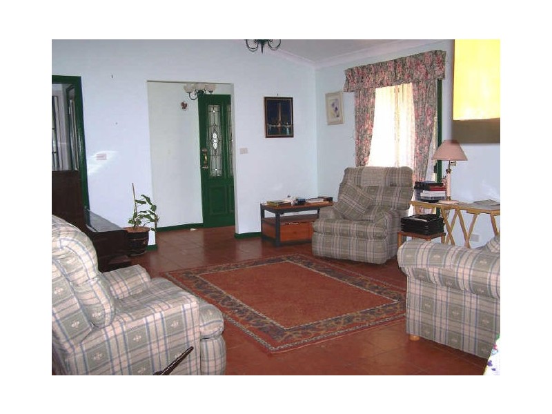 14 Moroney Avenue, St Georges Basin NSW 2540