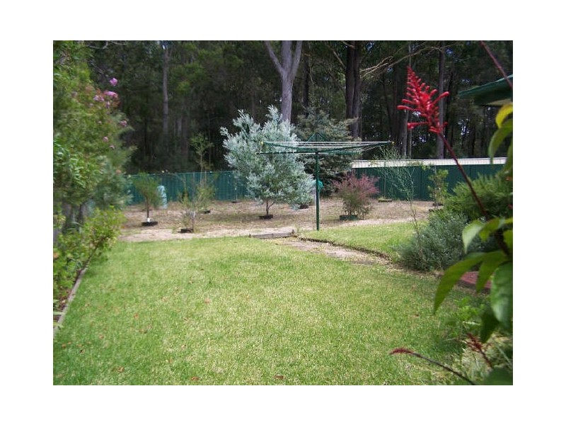 14 Moroney Avenue, St Georges Basin NSW 2540