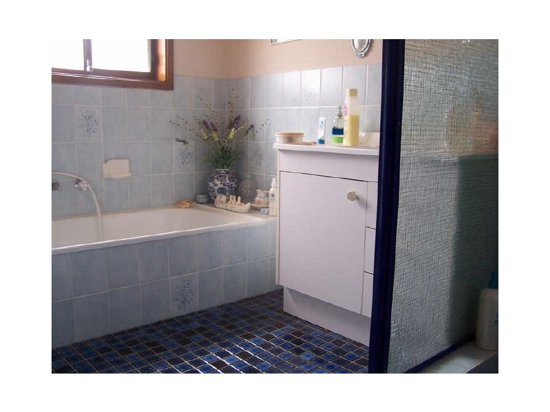 127 Sanctuary Point Road, Sanctuary Point NSW 2540
