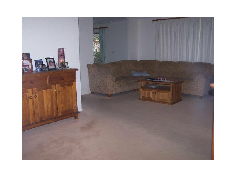 6 Nadine Street, Sanctuary Point NSW 2540