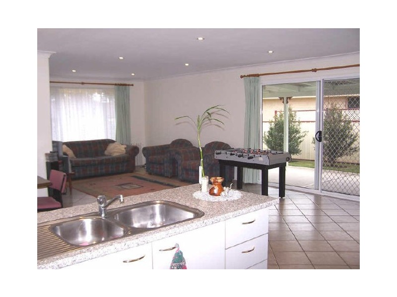 6 Nadine Street, Sanctuary Point NSW 2540