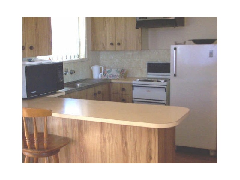 15 Blair St, Old Erowal Bay NSW 2540