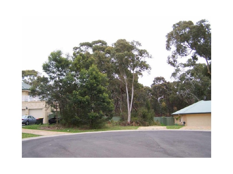 5 Emmeline Pl, Vincentia NSW 2540