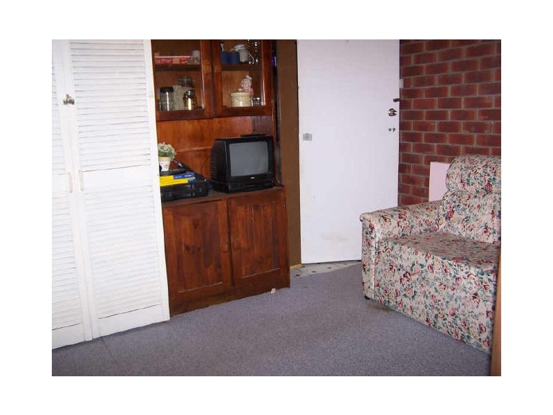 36 John St, Basin View NSW 2540