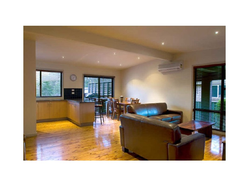 13 Flora St, Sanctuary Point NSW 2540