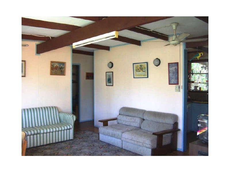 11 Graham Ave, St Georges Basin NSW 2540