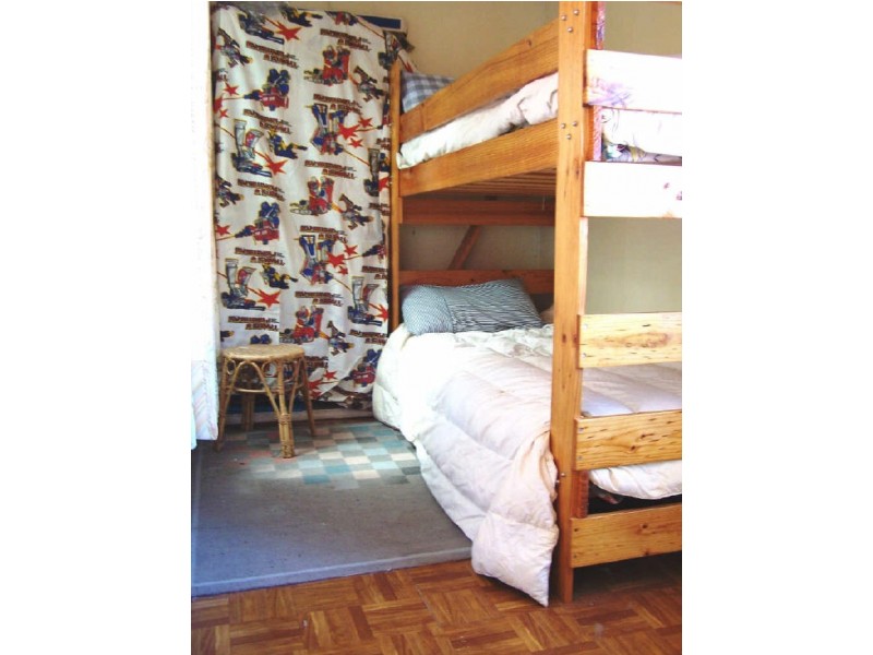 11 Graham Ave, St Georges Basin NSW 2540