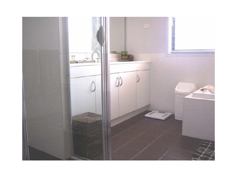 28 Capeland Avenue, Sanctuary Point NSW 2540