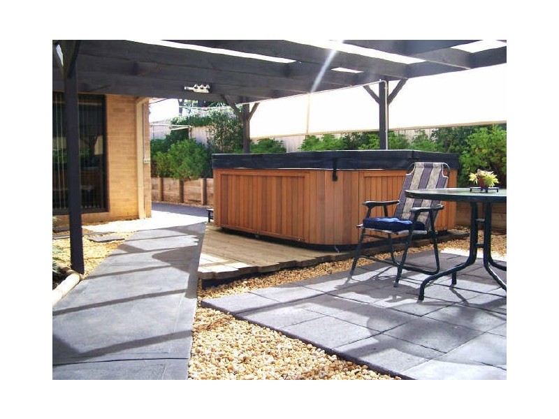 28 Capeland Avenue, Sanctuary Point NSW 2540