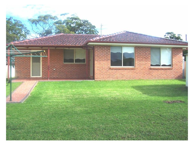 4 Curlew St, Sanctuary Point NSW 2540
