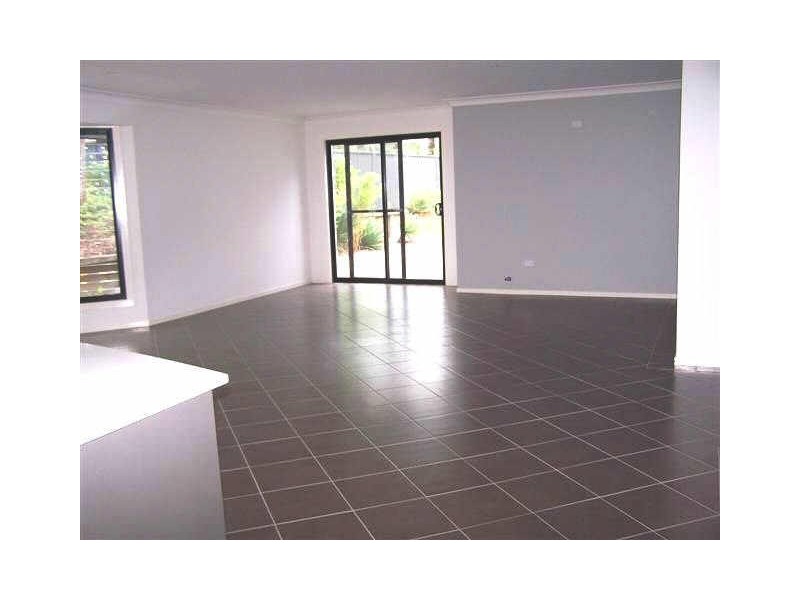 127 Greville Ave, Sanctuary Point NSW 2540