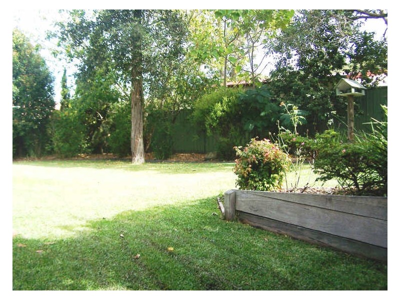 20 Durnford Place, St Georges Basin NSW 2540