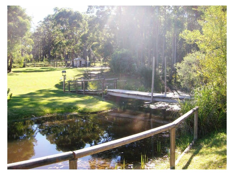 38 Hayward Road, Wandandian NSW 2540