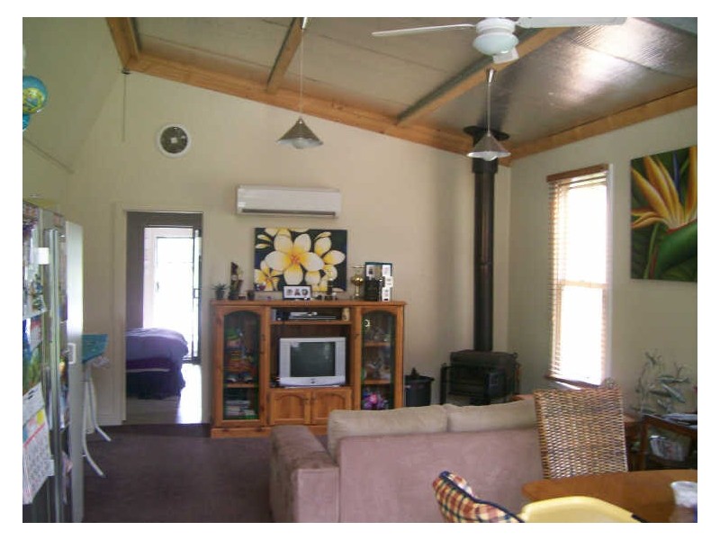 38 Hayward Road, Wandandian NSW 2540