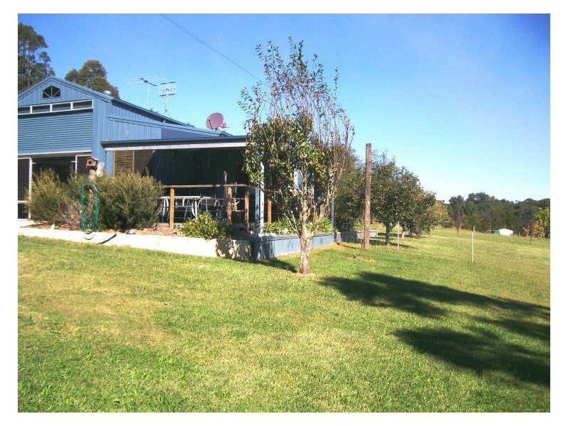 38 Hayward Road, Wandandian NSW 2540