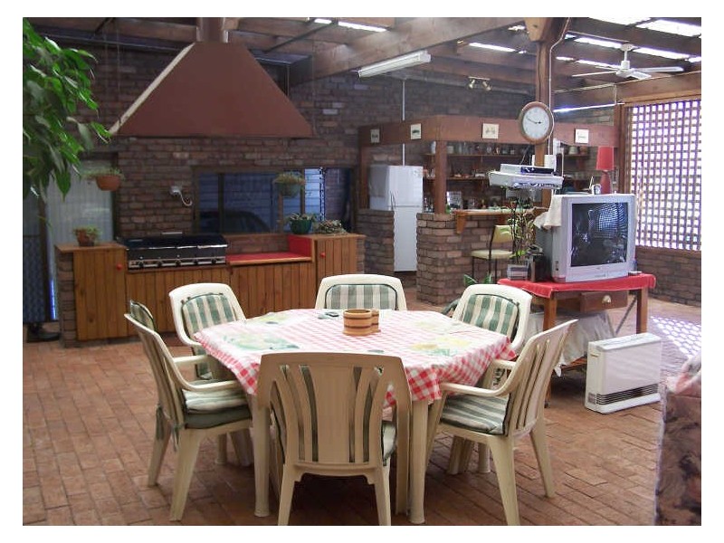 82-84 Island Point Road, St Georges Basin NSW 2540