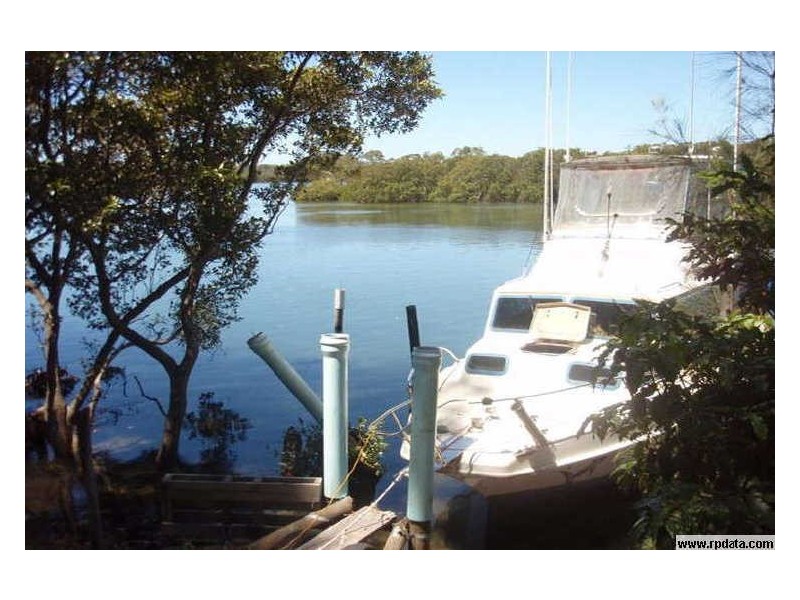 15 Edendale St, Basin View NSW 2540