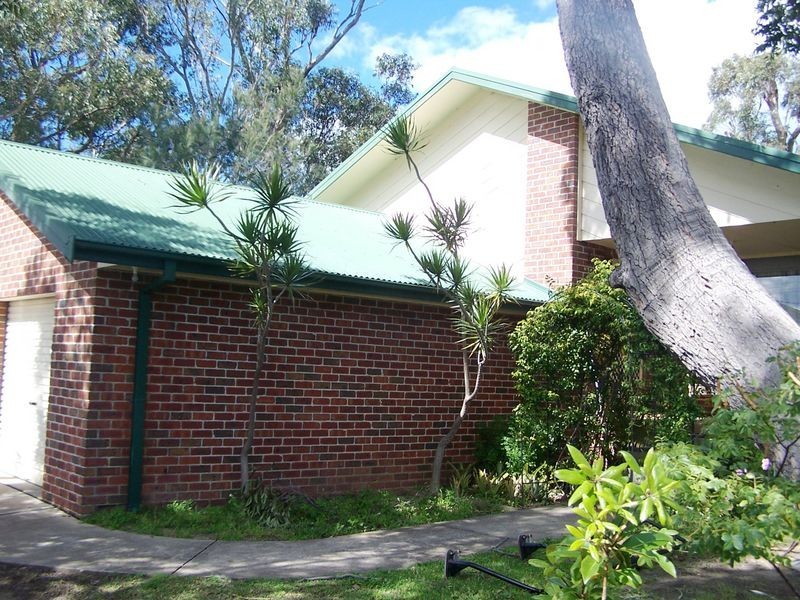172 The Park Dr, Sanctuary Point NSW 2540