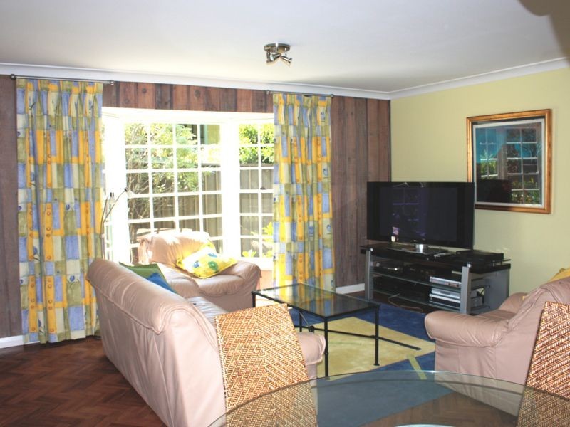 33 Lachlan Crescent, St Georges Basin NSW 2540