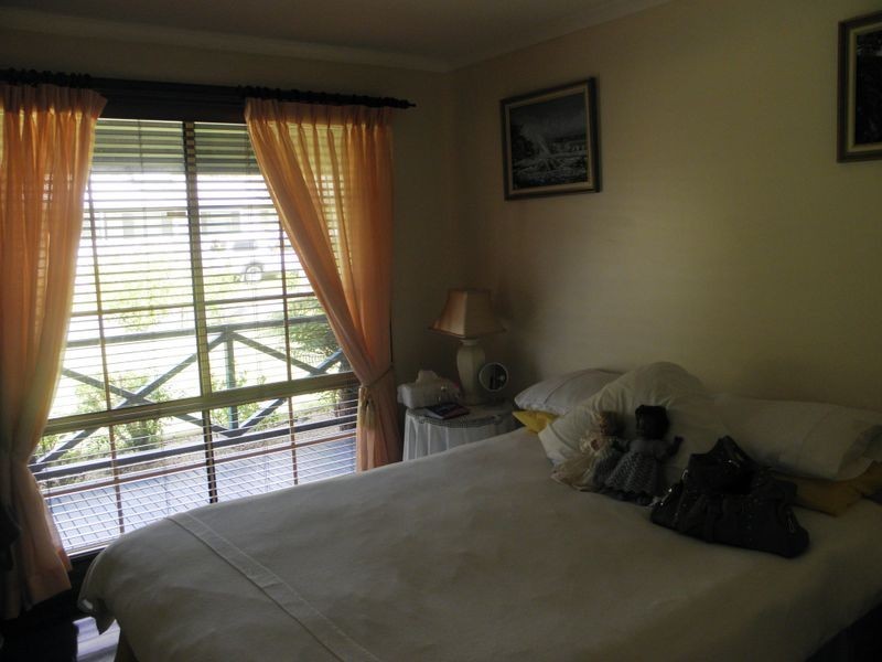 4 Beaver Avenue, Sanctuary Point NSW 2540