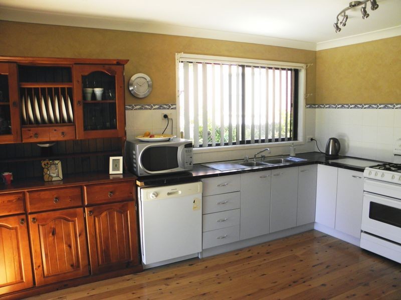 65 Roulstone Crescent, Sanctuary Point NSW 2540