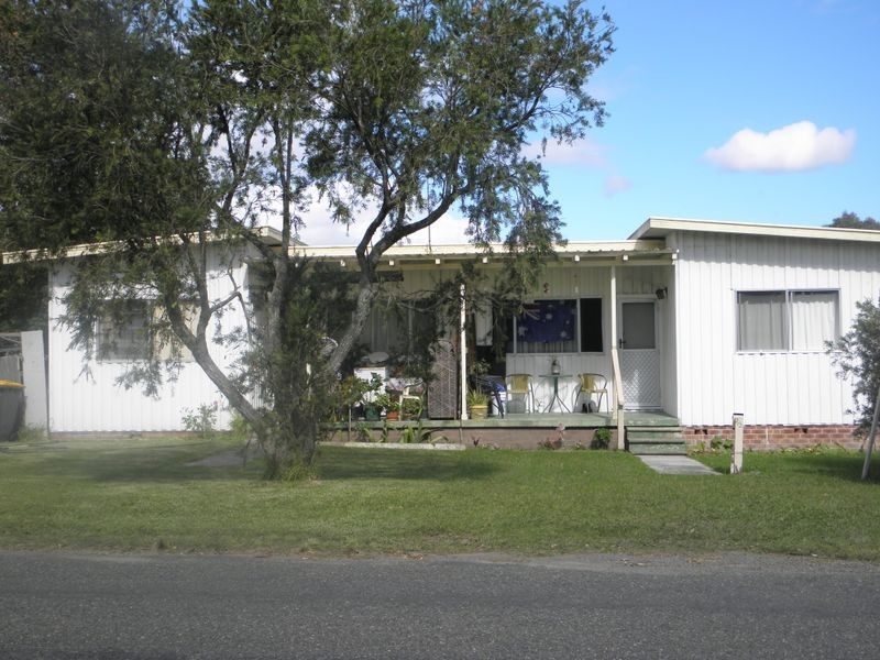 2 Morton street, Huskisson NSW 2540