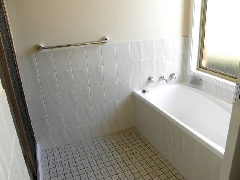 195 The Park Drive, Sanctuary Point NSW 2540