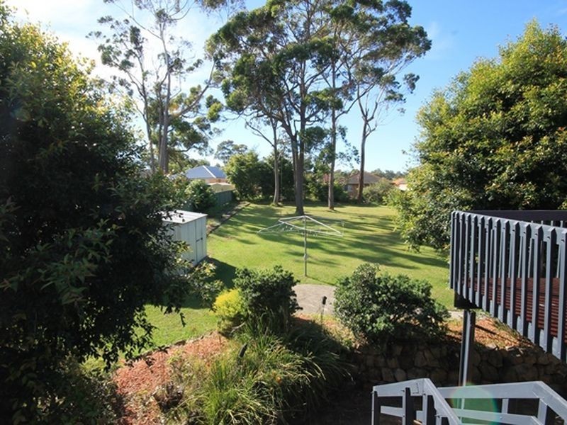 111 Loralyn Ave, St Georges Basin NSW 2540