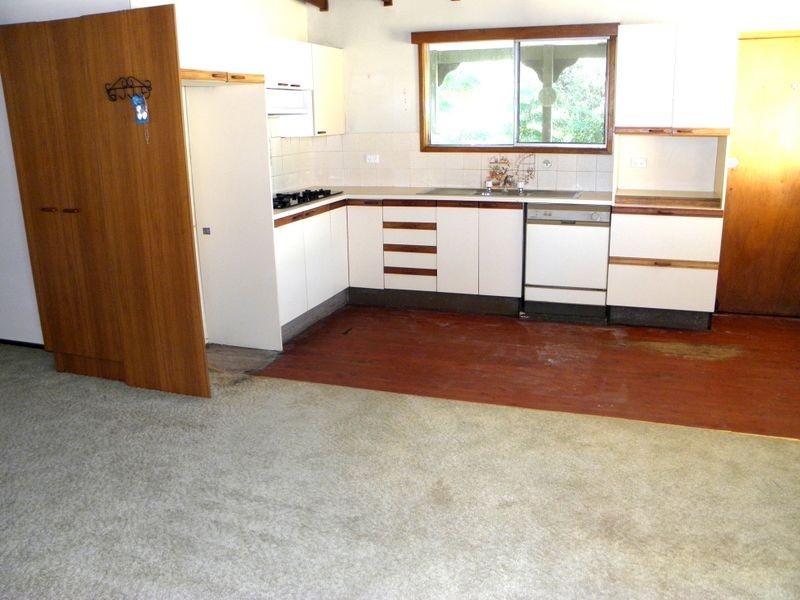 14 McGowen Street, Old Erowal Bay NSW 2540