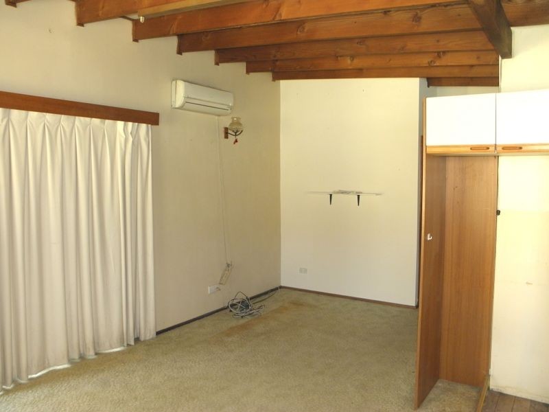 14 McGowen Street, Old Erowal Bay NSW 2540