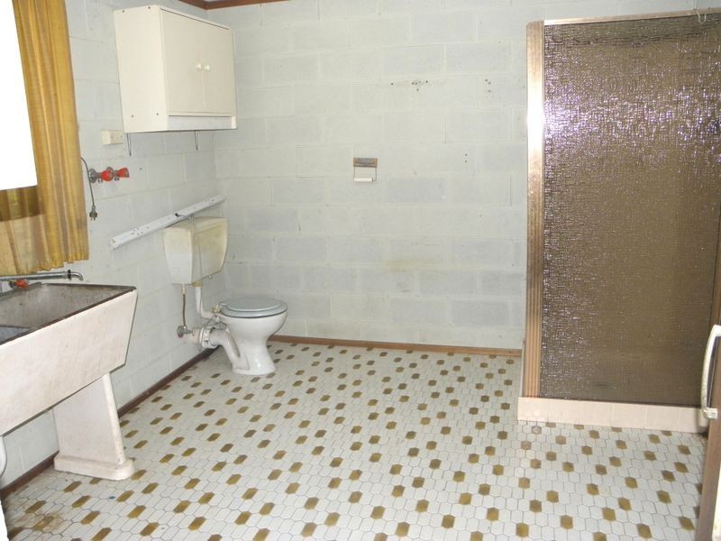 14 McGowen Street, Old Erowal Bay NSW 2540