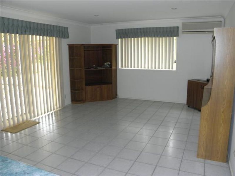 17 Forrester Court, Sanctuary Point NSW 2540