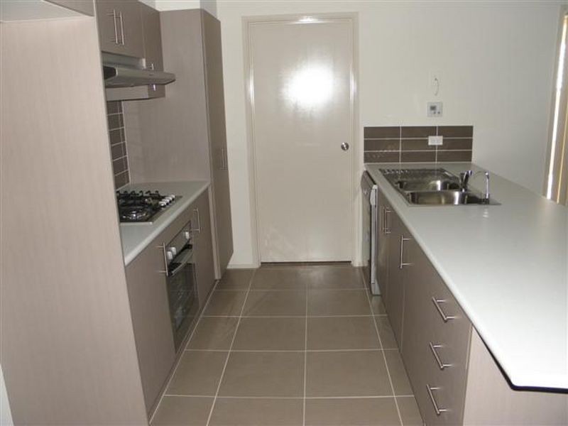 17 Avro Street, Sanctuary Point NSW 2540