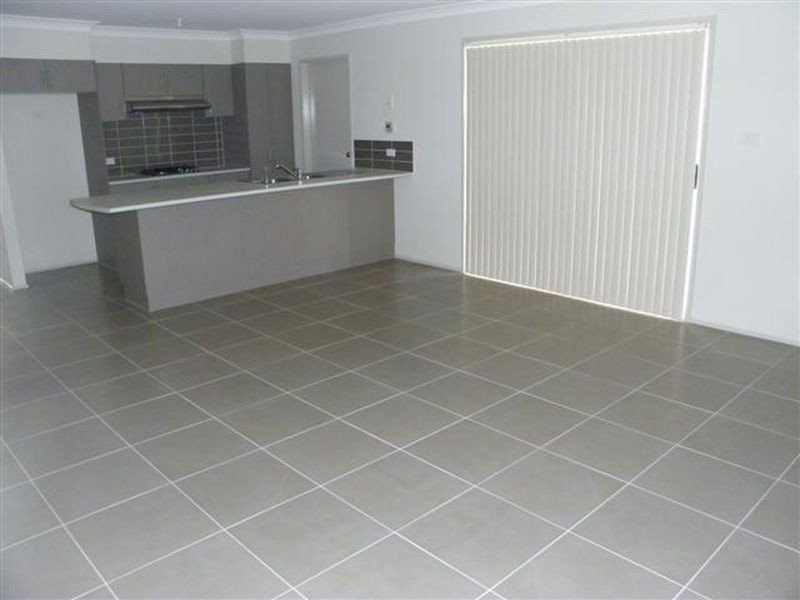 17 Avro Street, Sanctuary Point NSW 2540