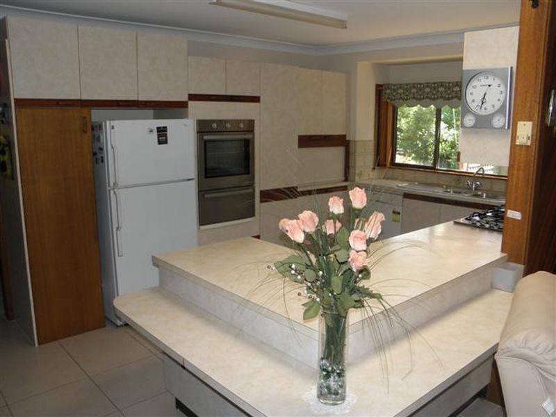 32 Pangari Crescent, St Georges Basin NSW 2540