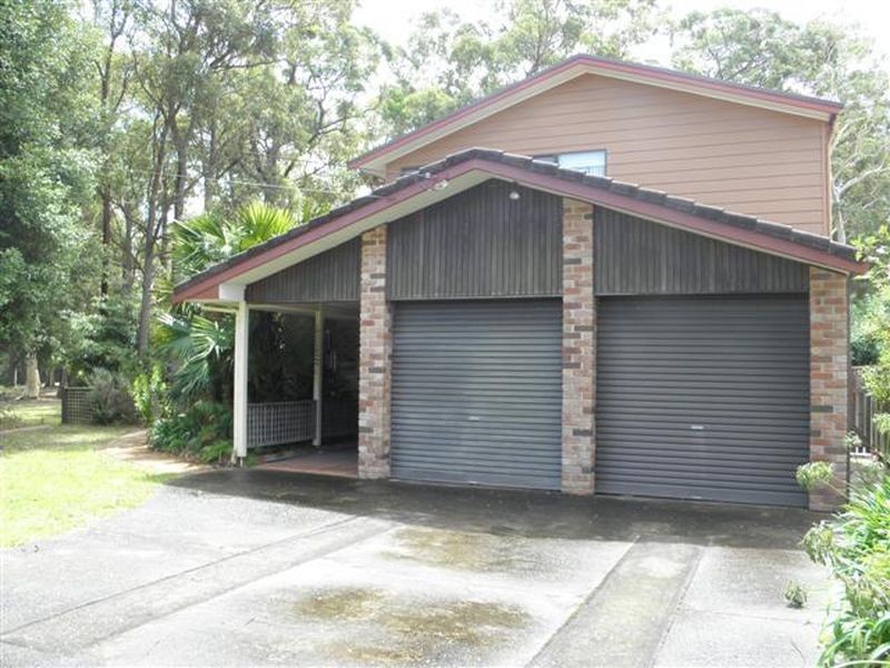 32 Pangari Crescent, St Georges Basin NSW 2540