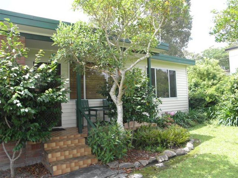 18 Macleans Point Road, Sanctuary Point NSW 2540