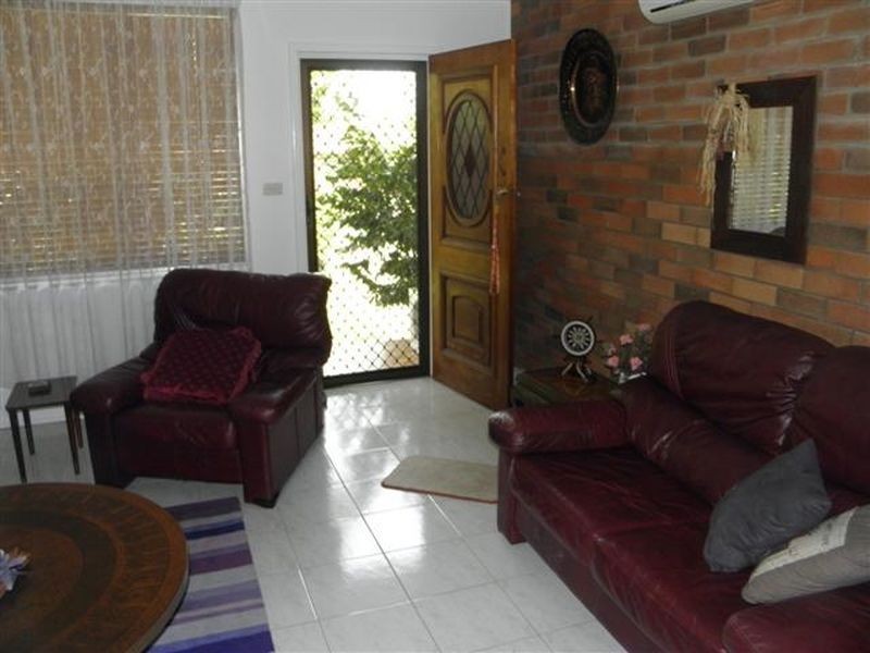 18 Macleans Point Road, Sanctuary Point NSW 2540