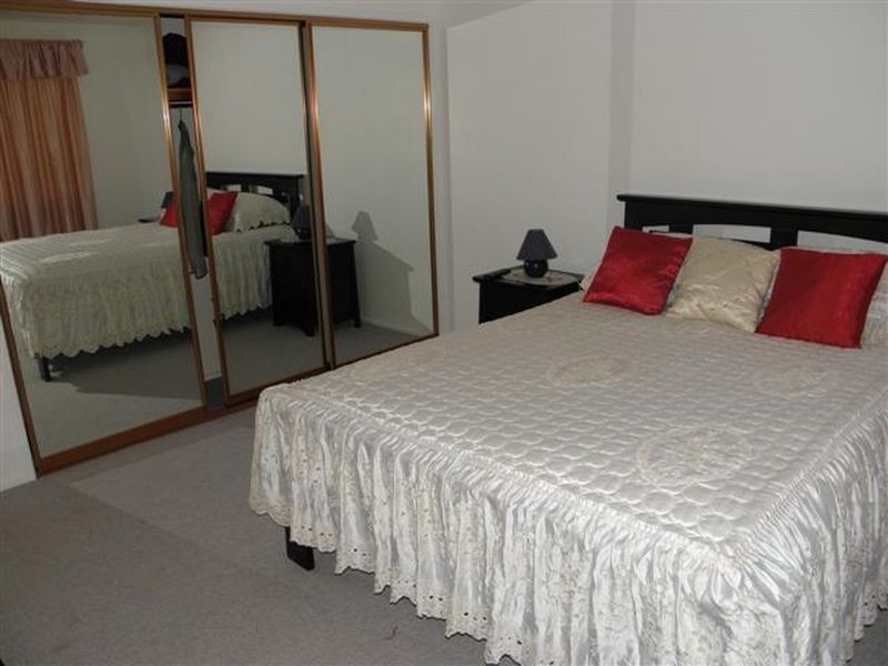 18 Macleans Point Road, Sanctuary Point NSW 2540