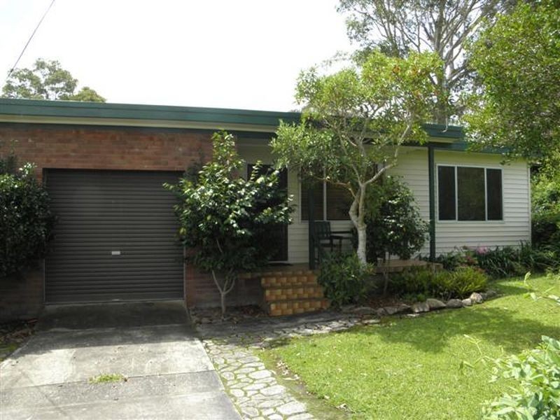 18 Macleans Point Road, Sanctuary Point NSW 2540